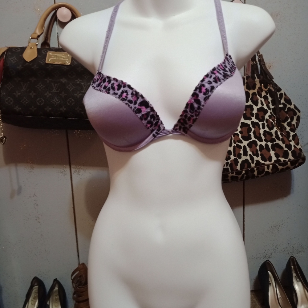 Victoria secret ultimate push up bra